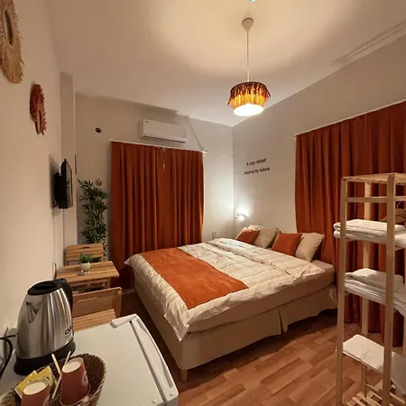 Hotell Rose Lia *